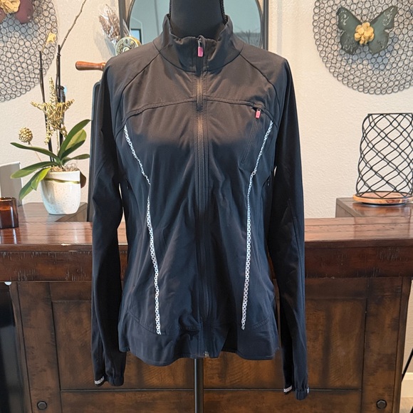 Athleta Jackets & Blazers - Athleta Queen of the Mountain  Jacket